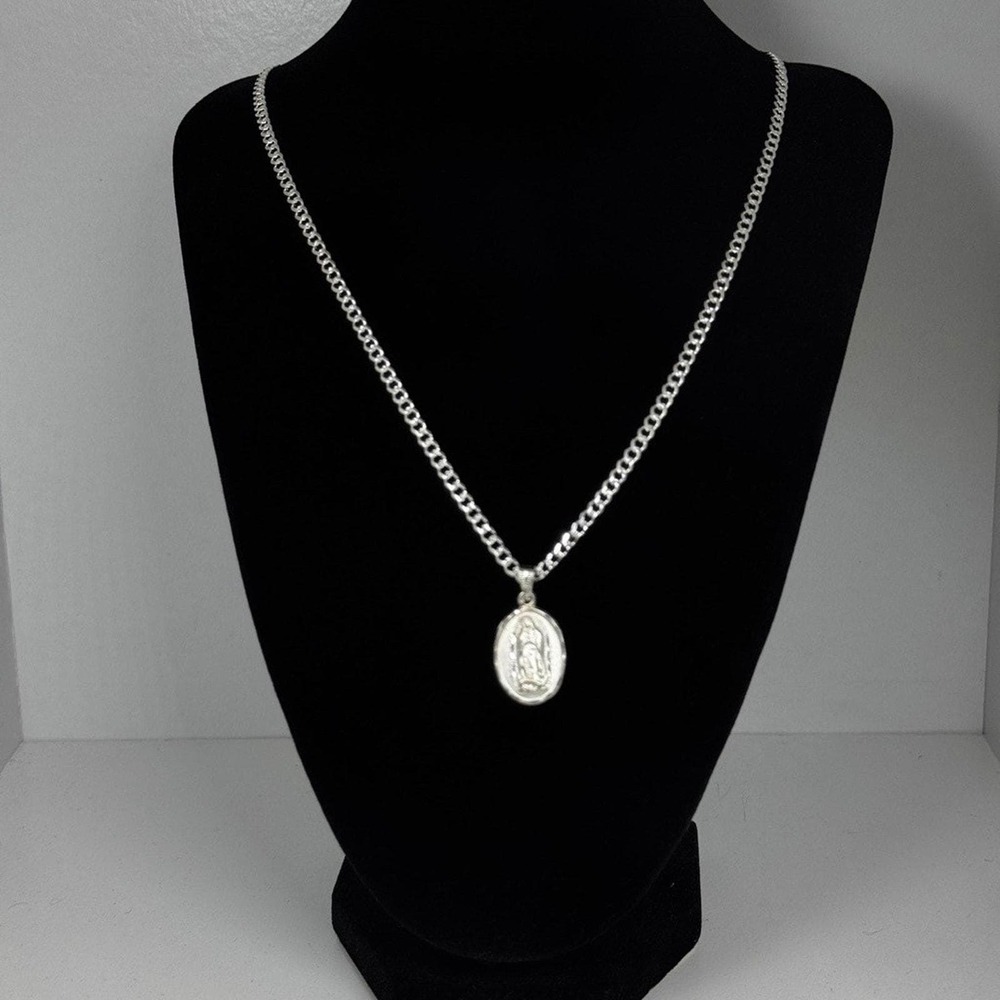 Sterling Silver Virgin Mary Pendant Necklace 23 Inch Curb Chain 10g‎ Guadalupe